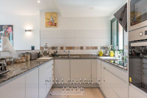 Villa a Cala Tarida, Ibiza, Cala Tarida - € 795.000 | Ref: CVE074 - foto 13